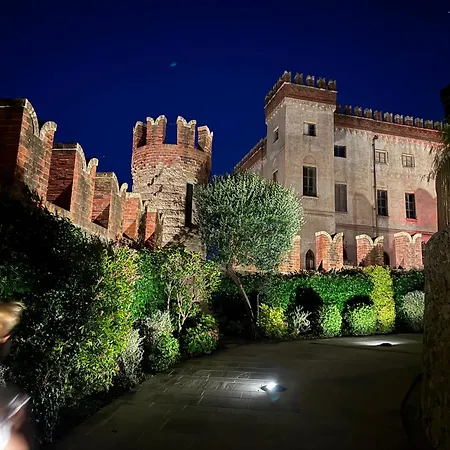 Monolocale Carino アパート